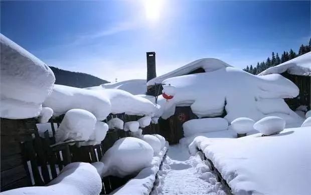 关于雪的文案40句，喜欢雪花飞舞的时节